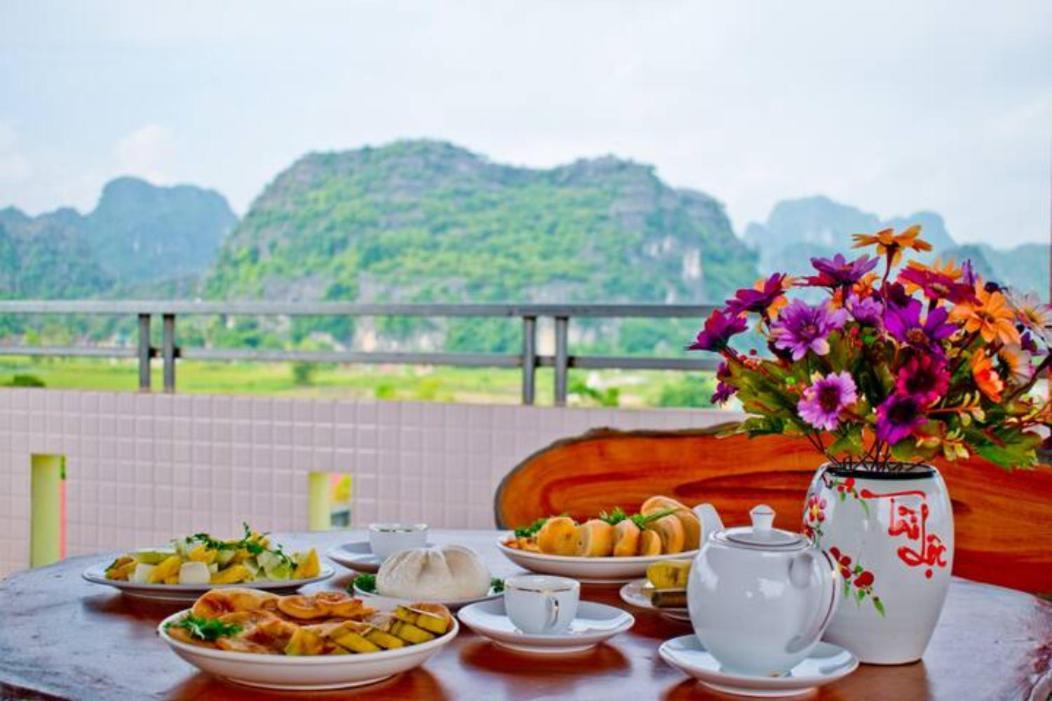 Trang An Mountain View Homestay นิญบิ่ญ ภายนอก รูปภาพ