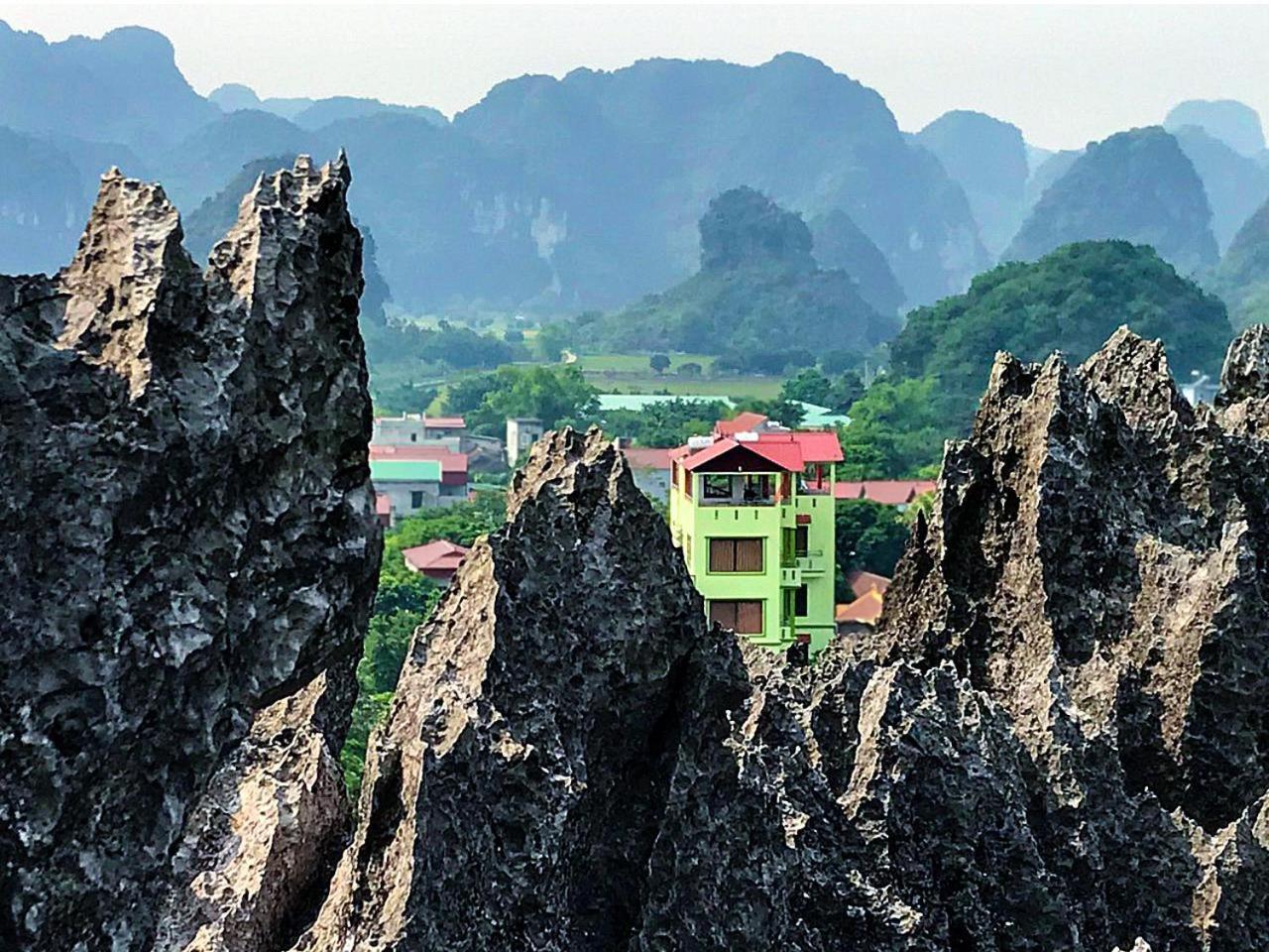 Trang An Mountain View Homestay นิญบิ่ญ ภายนอก รูปภาพ