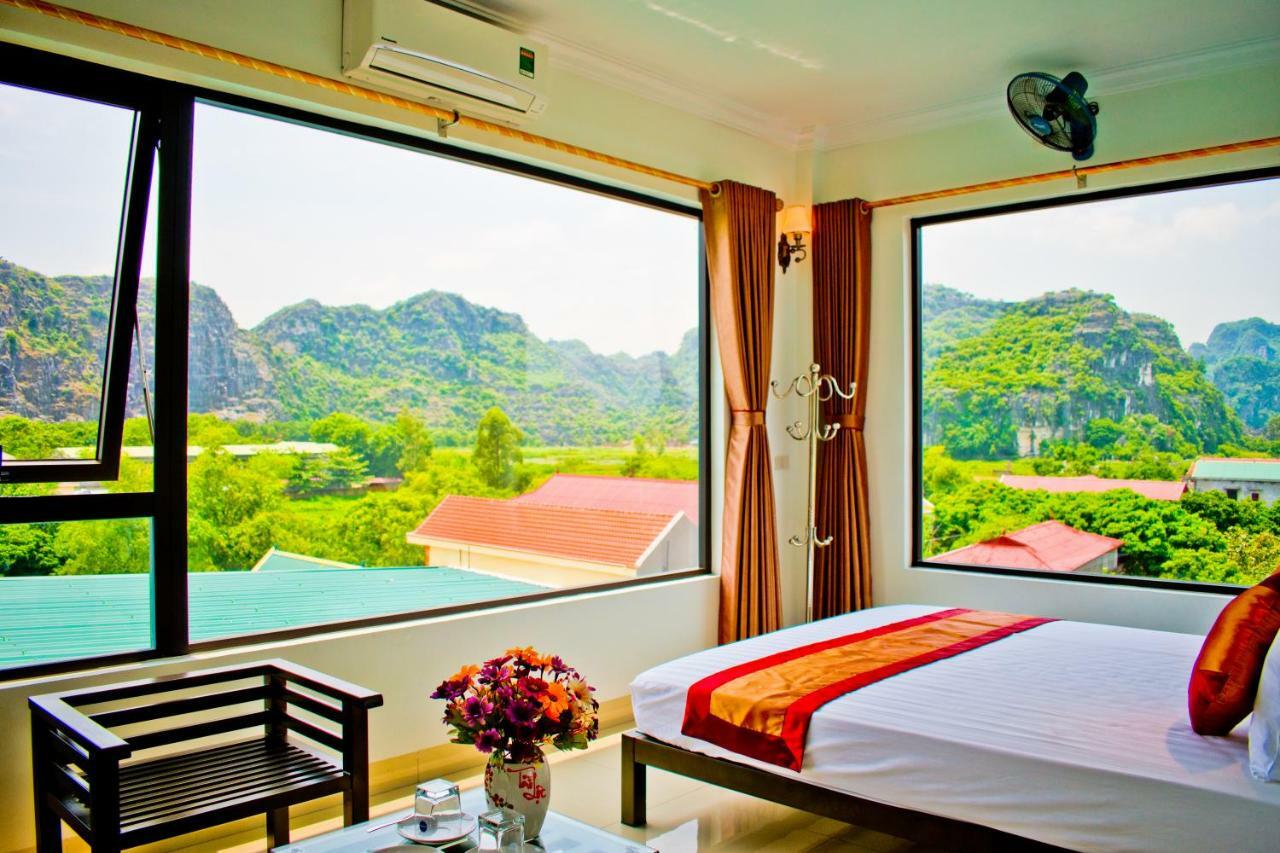Trang An Mountain View Homestay นิญบิ่ญ ภายนอก รูปภาพ