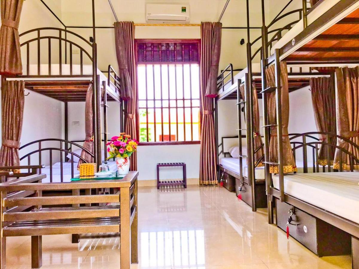 Trang An Mountain View Homestay นิญบิ่ญ ภายนอก รูปภาพ